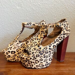 Vintage Jeffrey Campbell Foxy-WD-F Calf Hair Leopard T-Strap Platform Heels Sz 6